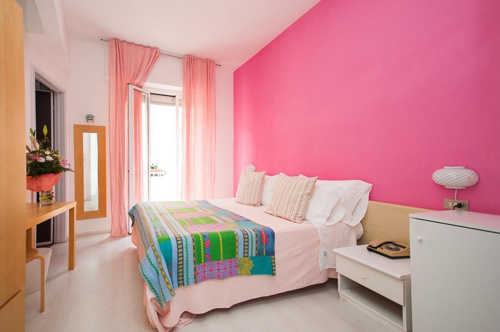 Hotel Giongo Spotorno Extérieur photo